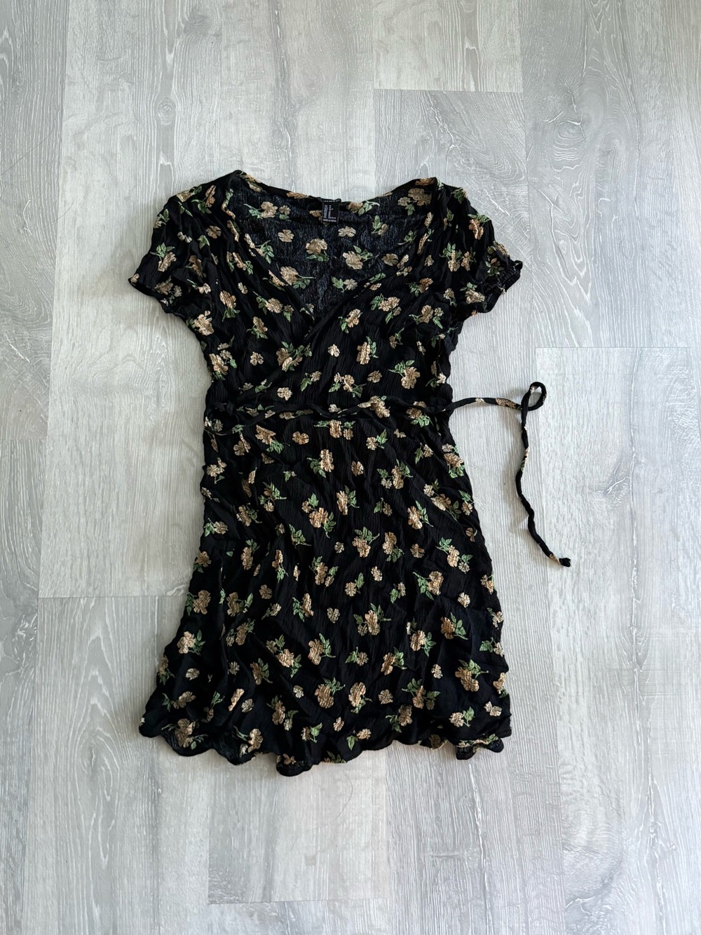Forever 21 Black Floral Wrap Dress